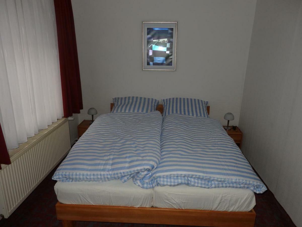 Zur Saale Hotell Weißenfels Exteriör bild