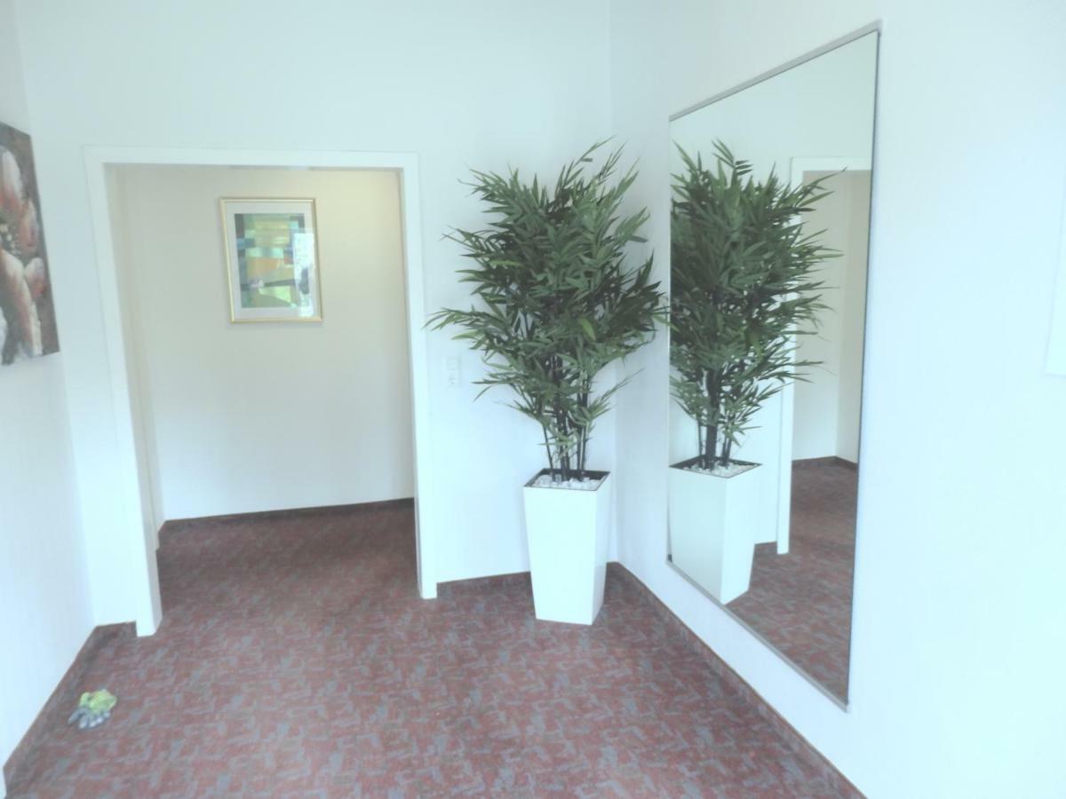 Zur Saale Hotell Weißenfels Exteriör bild