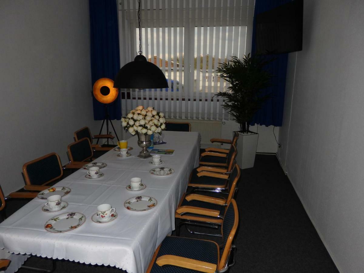 Zur Saale Hotell Weißenfels Exteriör bild