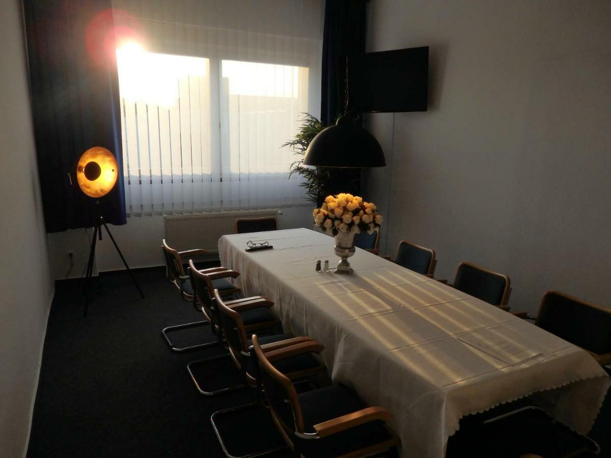 Zur Saale Hotell Weißenfels Exteriör bild