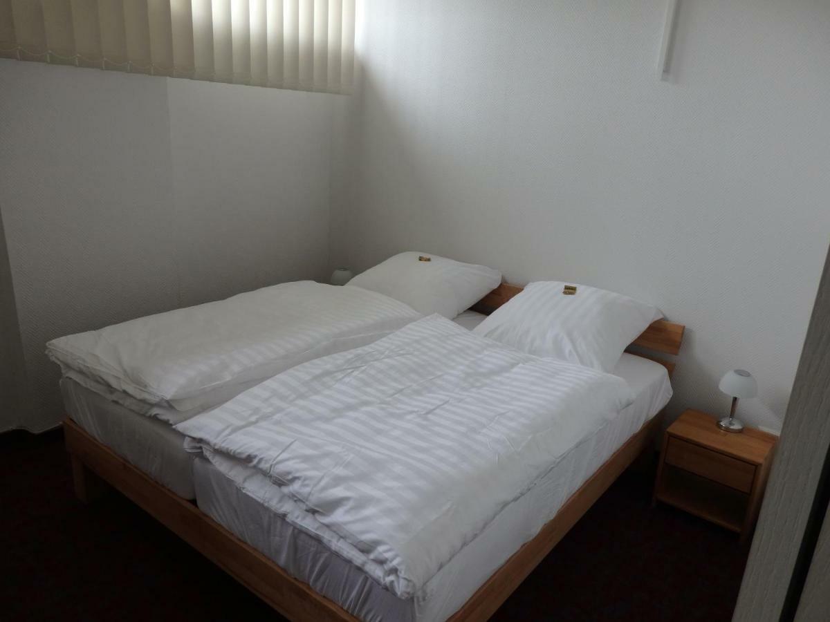 Zur Saale Hotell Weißenfels Exteriör bild