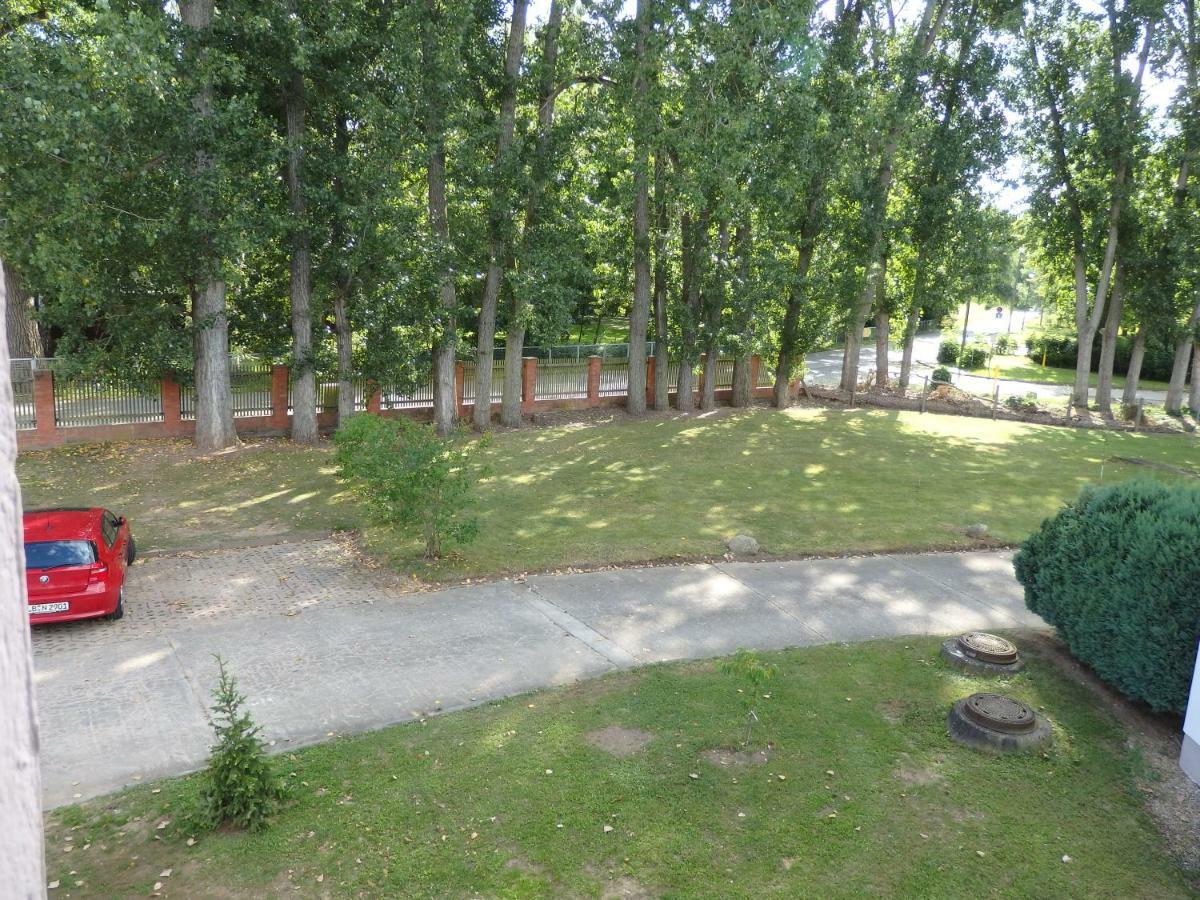 Zur Saale Hotell Weißenfels Exteriör bild
