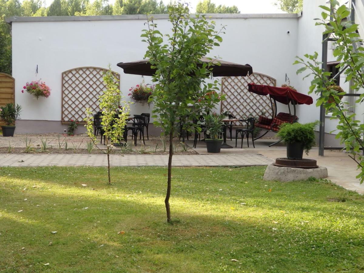Zur Saale Hotell Weißenfels Exteriör bild