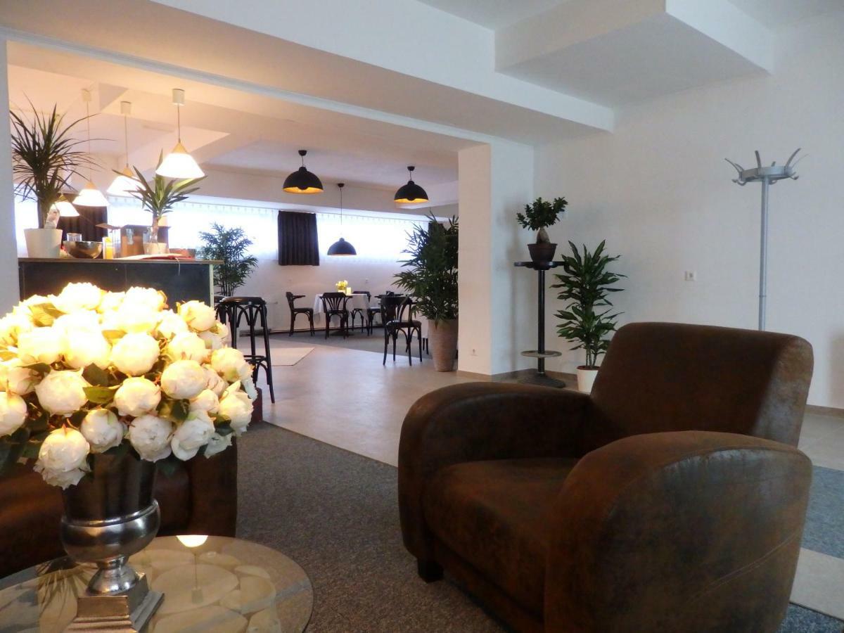Zur Saale Hotell Weißenfels Exteriör bild