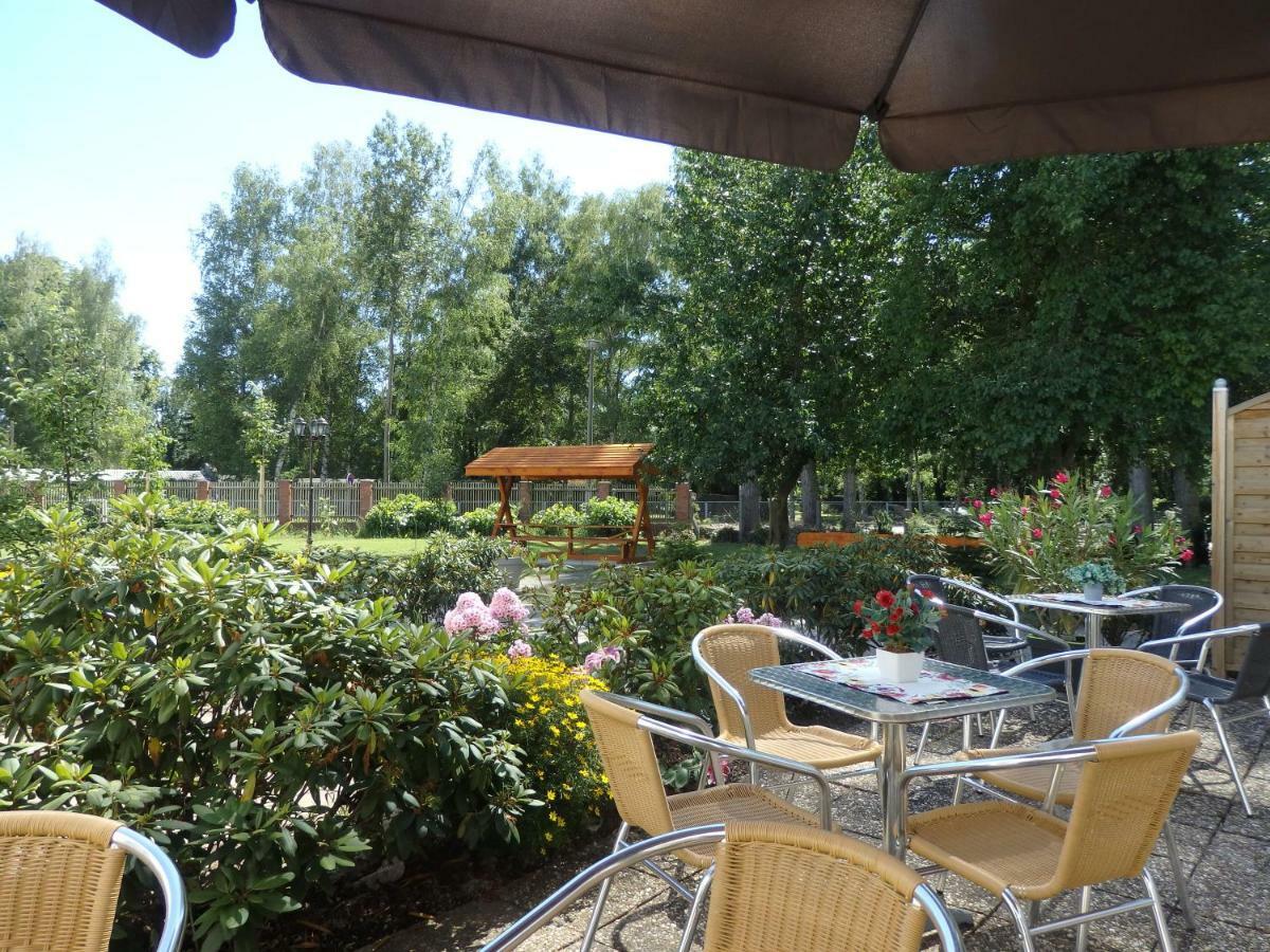 Zur Saale Hotell Weißenfels Exteriör bild
